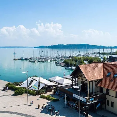 In 18766 * Balatonfured