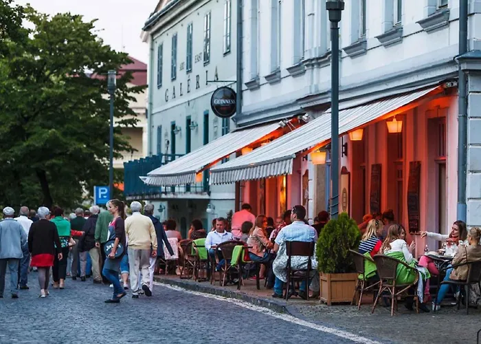 شقة In 18766 بالاتونفوريد